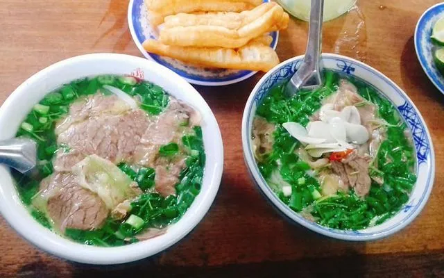 Phở Gà Hương Lan